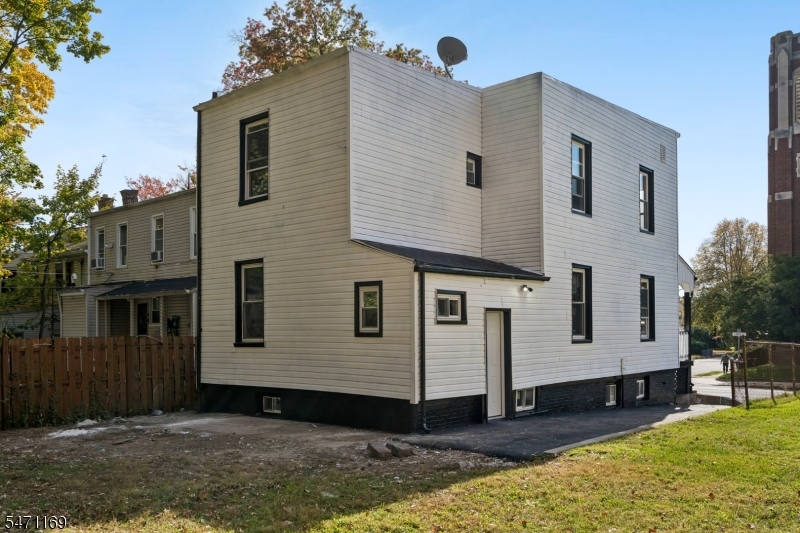 106 Elmwood Avenue East Orange NJ 07018