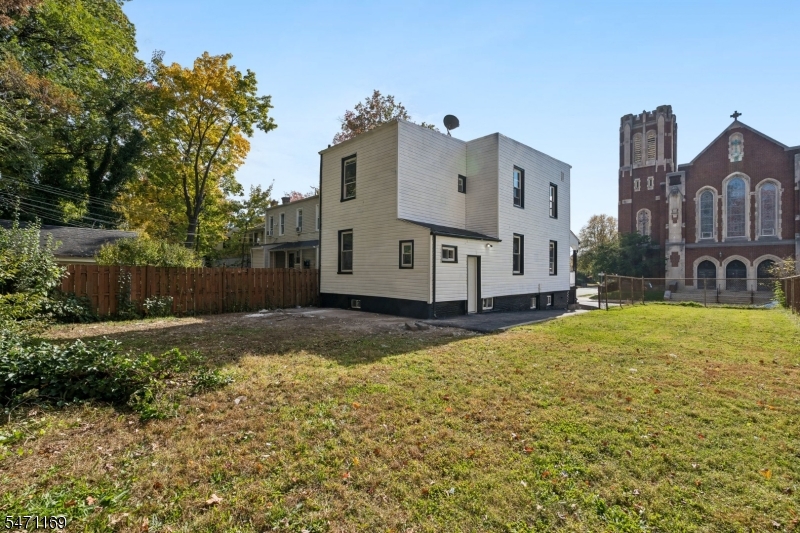 106 Elmwood Avenue East Orange NJ 07018