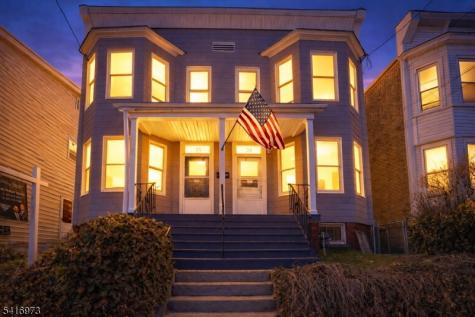 33 Delaware Street Elizabeth NJ 07206