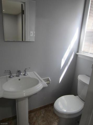 2 Evelyn Court Maplewood NJ 07040