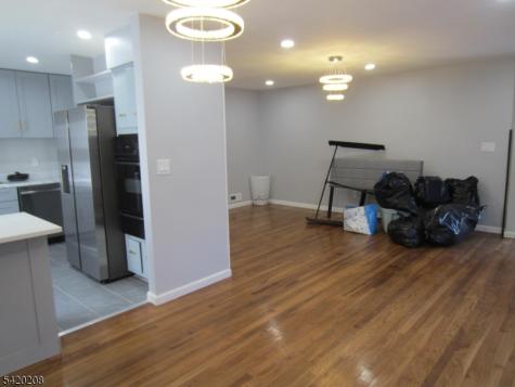 2 Evelyn Court Maplewood NJ 07040