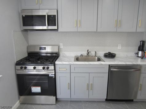 2 Evelyn Court Maplewood NJ 07040
