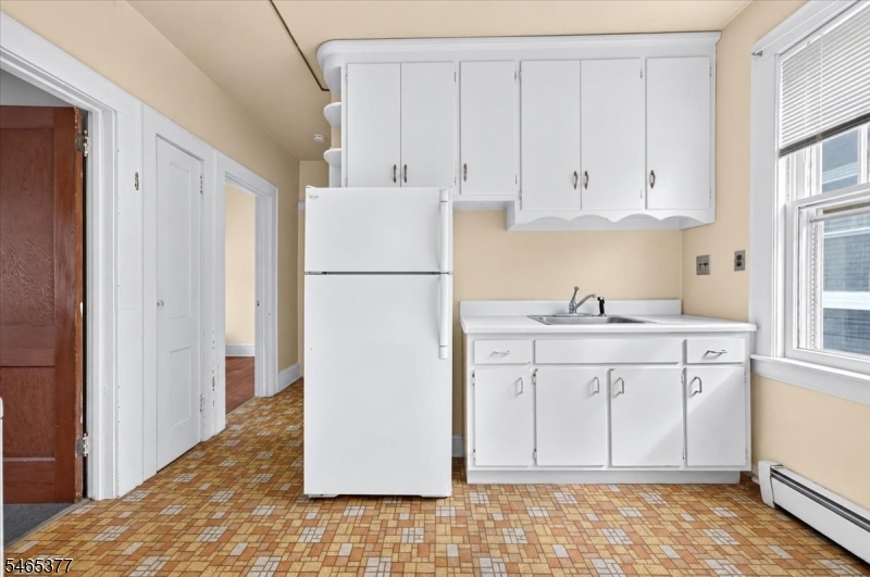 629 Maple Avenue Elizabeth NJ 07202