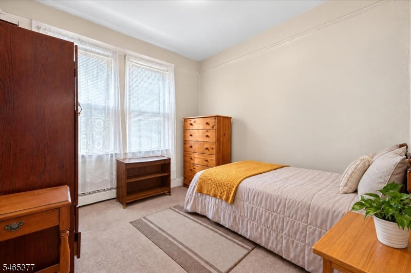 629 Maple Avenue Elizabeth NJ 07202