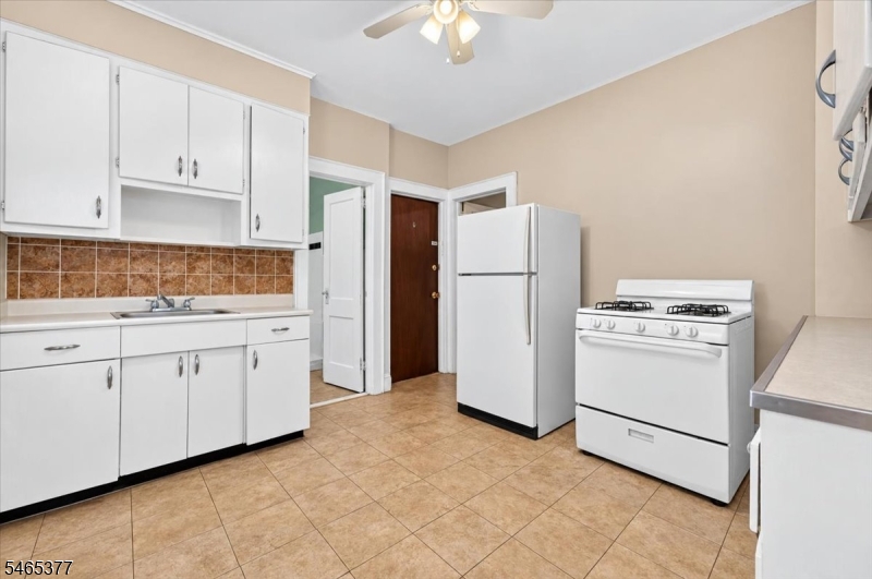 629 Maple Avenue Elizabeth NJ 07202