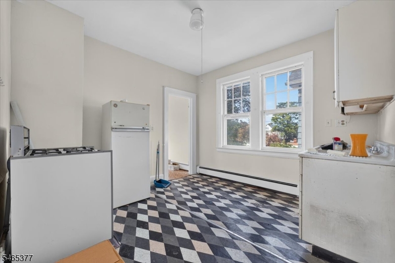 629 Maple Avenue Elizabeth NJ 07202
