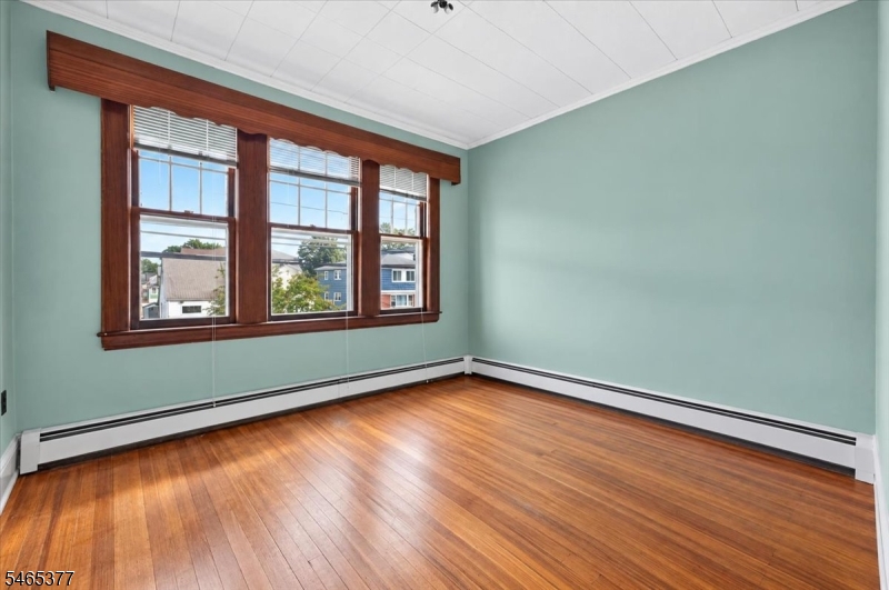 629 Maple Avenue Elizabeth NJ 07202