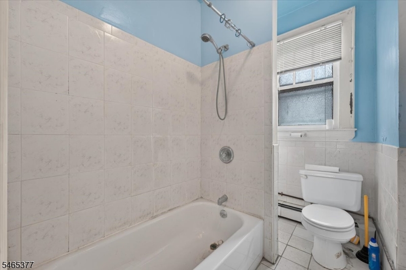 629 Maple Avenue Elizabeth NJ 07202