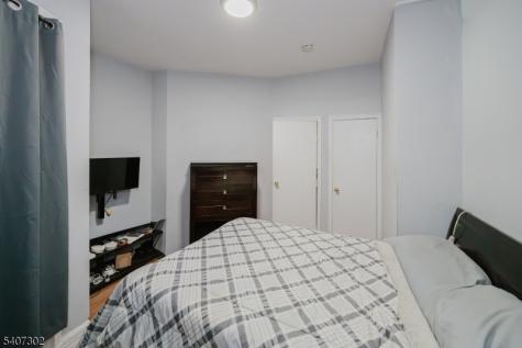 309 Summer Avenue Newark NJ 07104