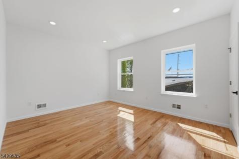 68 Sherman Avenue Newark NJ 07114