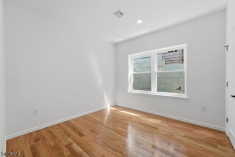 68 Sherman Avenue Newark NJ 07114