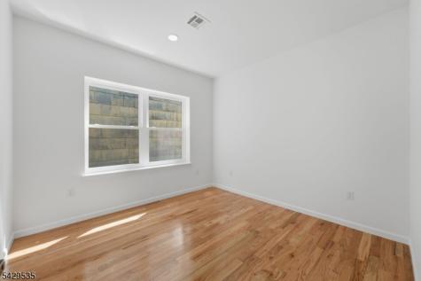 68 Sherman Avenue Newark NJ 07114