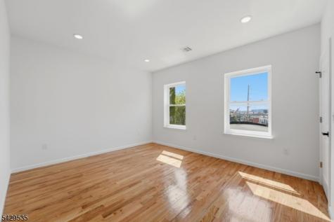 68 Sherman Avenue Newark NJ 07114