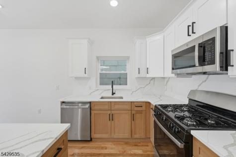 68 Sherman Avenue Newark NJ 07114