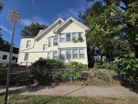 67 Parkview Terrace Newark NJ 07112