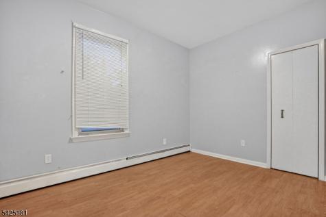 1110 Hampton Place Elizabeth NJ 07201