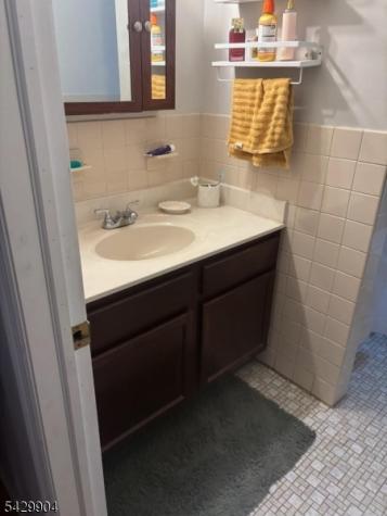 110 Coolidge Street Linden NJ 07036