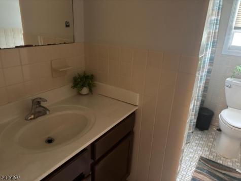 110 Coolidge Street Linden NJ 07036