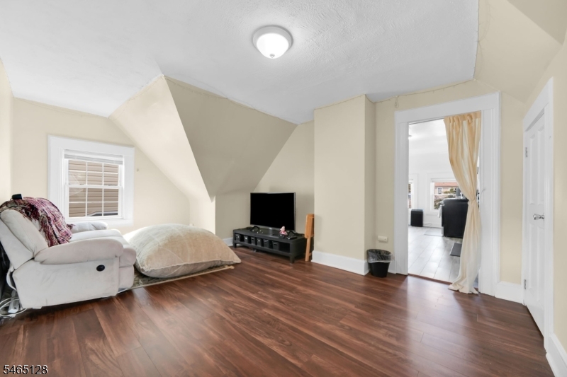 42 N Willow Street Montclair NJ 07042