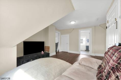 42 N Willow Street Montclair NJ 07042