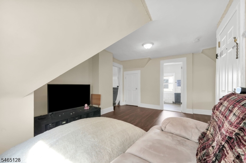 42 N Willow Street Montclair NJ 07042