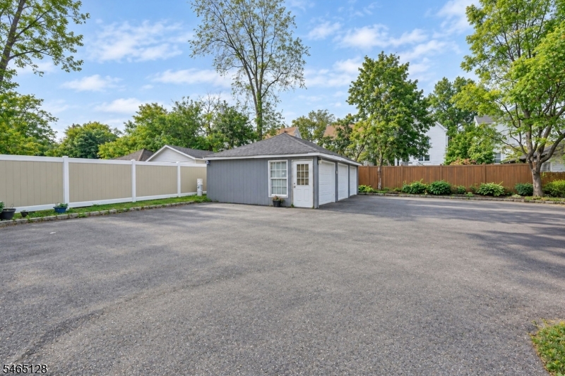 42 N Willow Street Montclair NJ 07042