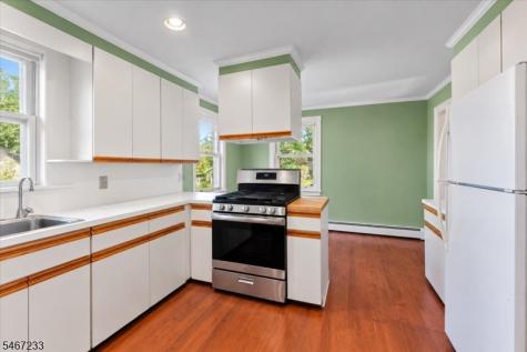 68 Claremont Avenue Verona NJ 07044