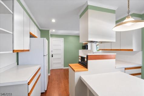 68 Claremont Avenue Verona NJ 07044