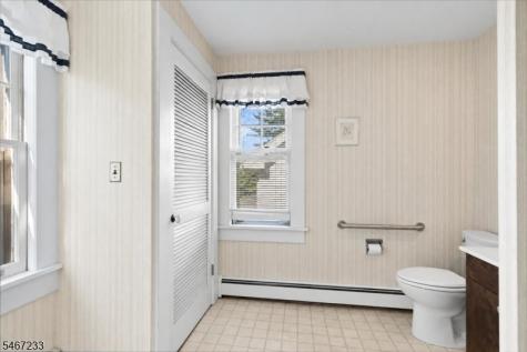 68 Claremont Avenue Verona NJ 07044