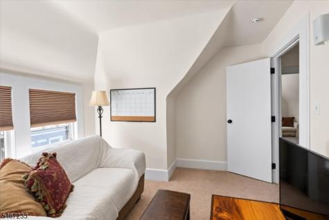 68 Claremont Avenue Verona NJ 07044