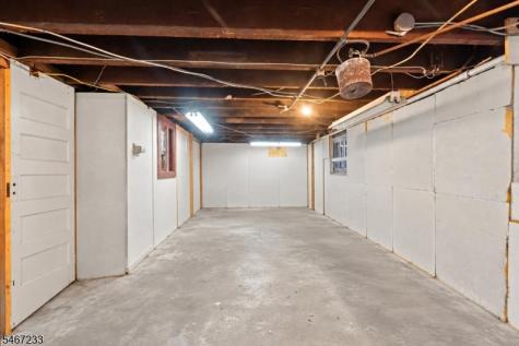 68 Claremont Avenue Verona NJ 07044
