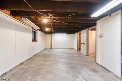 68 Claremont Avenue Verona NJ 07044