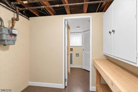 68 Claremont Avenue Verona NJ 07044