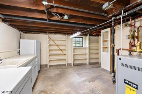 68 Claremont Avenue Verona NJ 07044