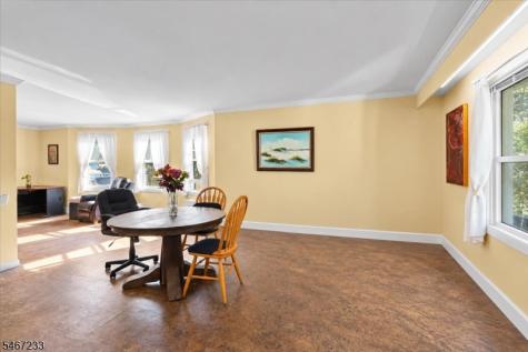 68 Claremont Avenue Verona NJ 07044