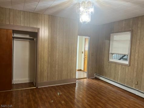 195 Walnut Street Newark NJ 07105