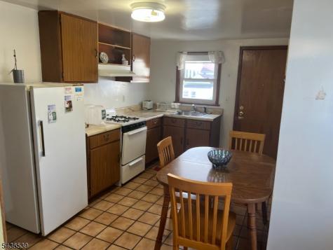 195 Walnut Street Newark NJ 07105