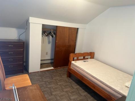 195 Walnut Street Newark NJ 07105
