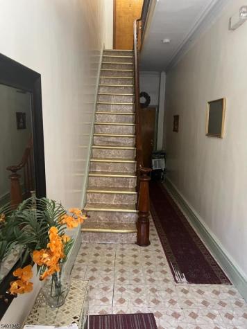 195 Walnut Street Newark NJ 07105