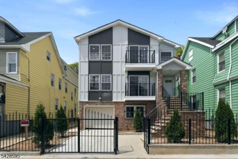 271 Schley Street Newark NJ 07112