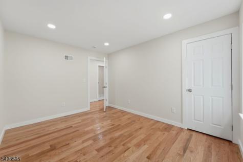 271 Schley Street Newark NJ 07112
