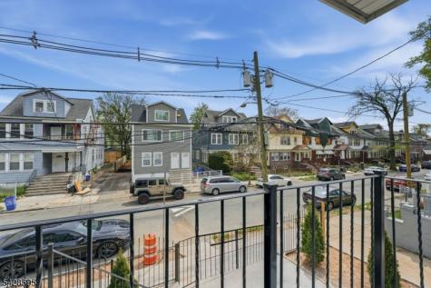 271 Schley Street Newark NJ 07112