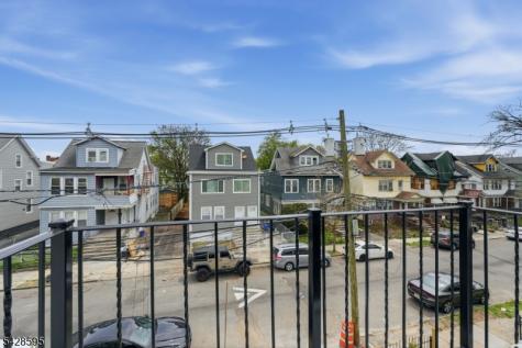271 Schley Street Newark NJ 07112