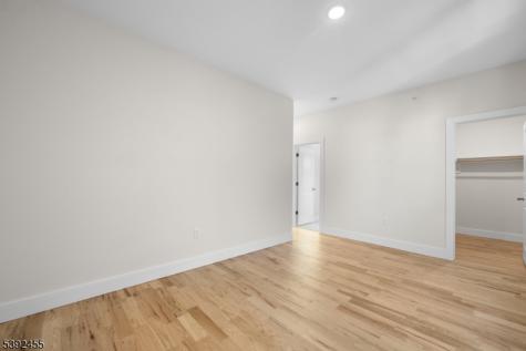 54 56 2nd Street Elizabeth NJ 07206