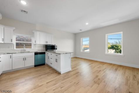 54 56 2nd Street Elizabeth NJ 07206