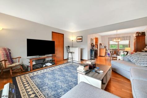 347 Chestnut Avenue South Hackensack NJ 07606