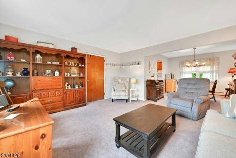 347 Chestnut Avenue South Hackensack NJ 07606