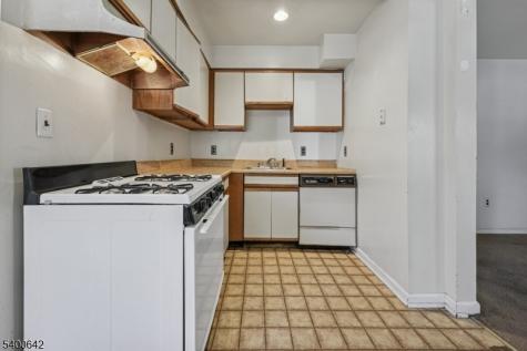 24 Franklin Place Summit NJ 07901