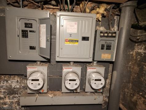 168 Greenwood Avenue East Orange NJ 07017