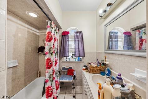 30 N 11th Street Newark NJ 07107